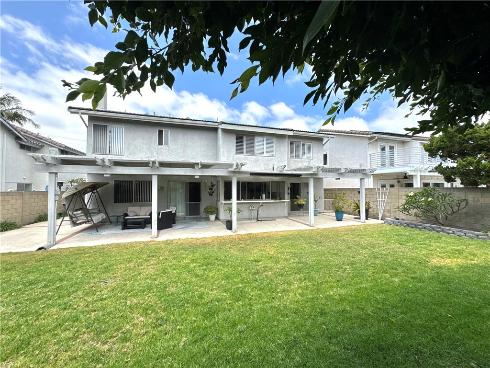 1025  Cannonade  , Costa Mesa, CA