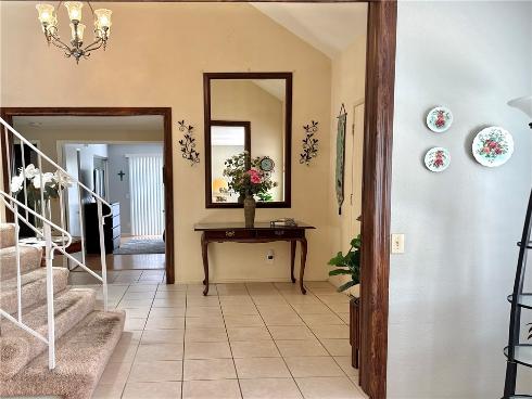 1025  Cannonade  , Costa Mesa, CA