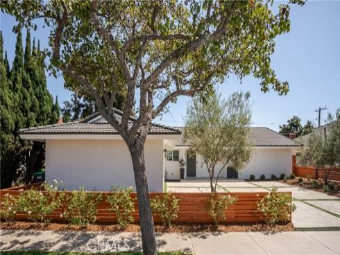 1133  El Camino  , Costa Mesa, CA