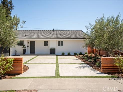 1133  El Camino  , Costa Mesa, CA
