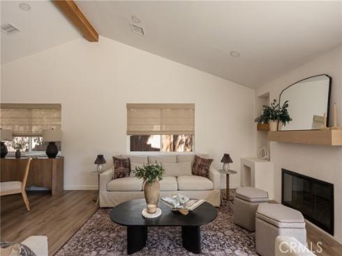 1133  El Camino  , Costa Mesa, CA