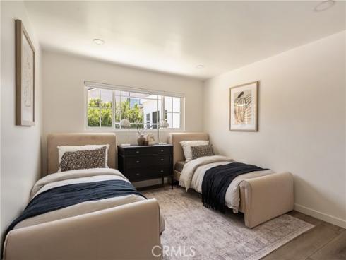 1133  El Camino  , Costa Mesa, CA