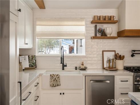 1133  El Camino  , Costa Mesa, CA