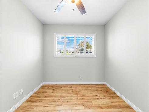 345  University  , Costa Mesa, CA