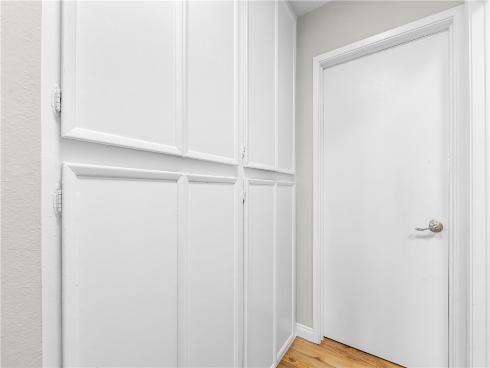 345  University  , Costa Mesa, CA