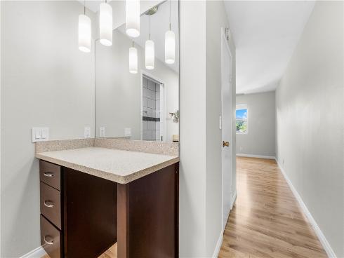 345  University  , Costa Mesa, CA