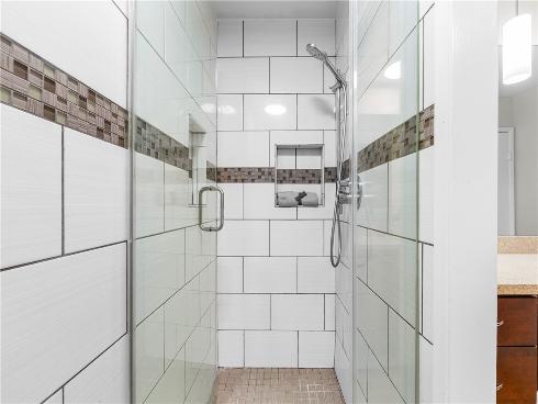 345  University  , Costa Mesa, CA