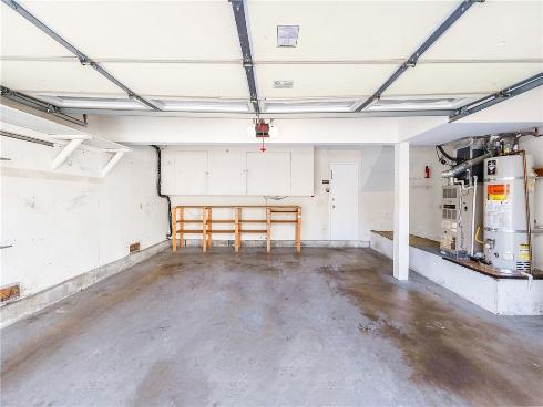 345  University  , Costa Mesa, CA