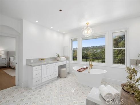 15  Canada Oaks  , Coto de Caza, CA