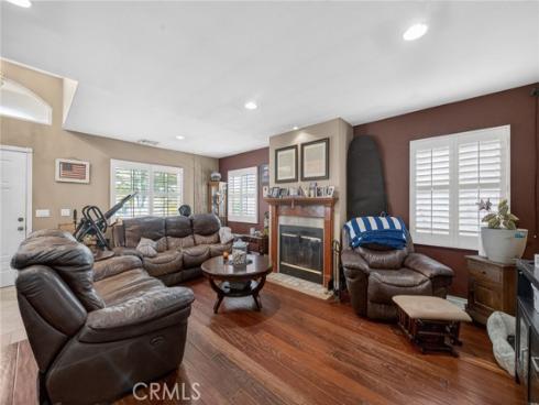 5621 Vonnie Ln , Cypress, CA
