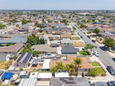 5621 Vonnie Ln , Cypress, CA