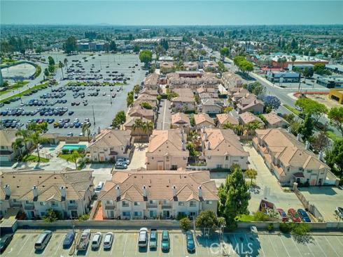 9008 Primavera Lane, Cypress, CA