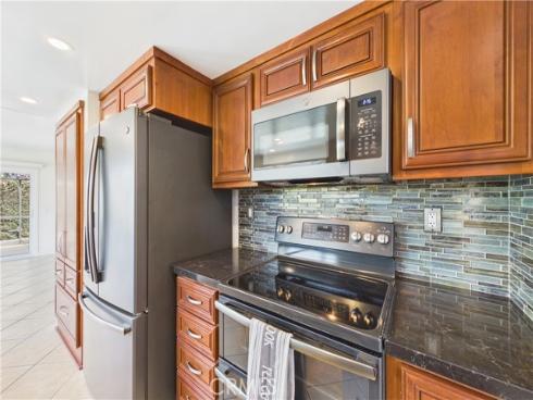5089 Saratoga Avenue, Cypress, CA