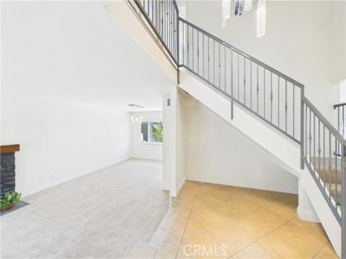 5089 Saratoga Avenue, Cypress, CA