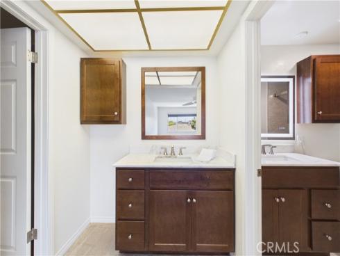 5089 Saratoga Avenue, Cypress, CA