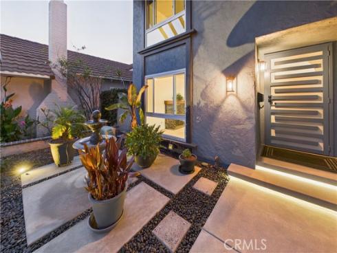 5089 Saratoga Avenue, Cypress, CA