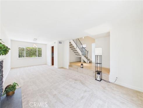5089 Saratoga Avenue, Cypress, CA