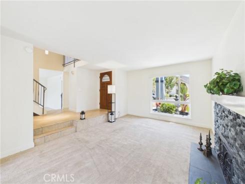 5089 Saratoga Avenue, Cypress, CA