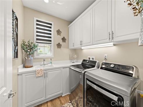 10832 Flora Park , Cypress, CA