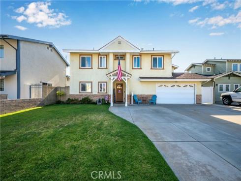 10211 Aqueduct Drive, Cypress, CA