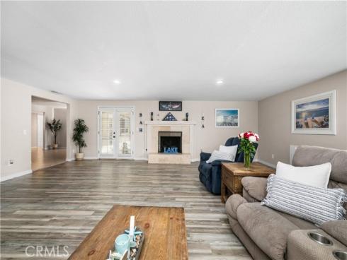 10211 Aqueduct Drive, Cypress, CA