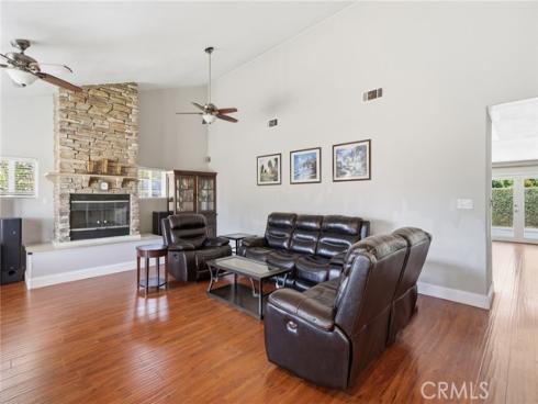 5021 Olga , Cypress, CA