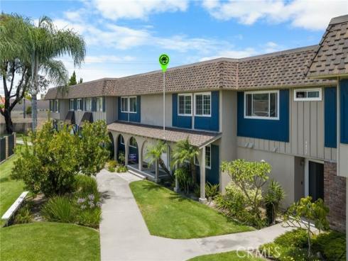 4469  Larwin Ave  , Cypress, CA