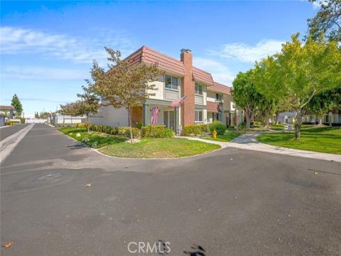 11313 Hart Way, Cypress, CA