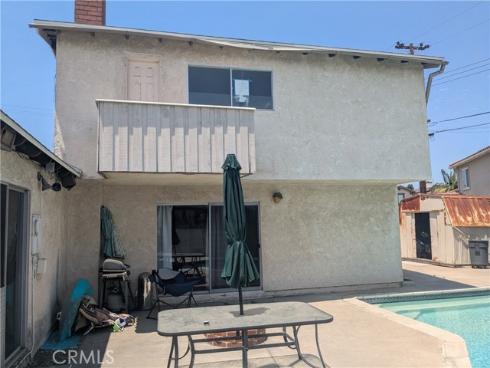 8252  Fontainbleau   Way, Cypress, CA
