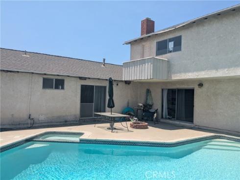 8252  Fontainbleau   Way, Cypress, CA