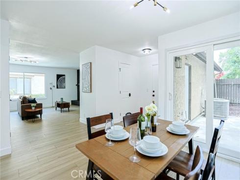 8860 La Salle 4 , Cypress, CA