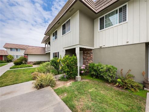 4792 Larwin Avenue, Cypress, CA