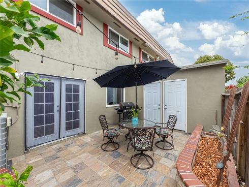 4792 Larwin Avenue, Cypress, CA