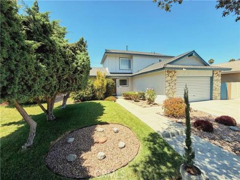 6891 Elm , Cypress, CA