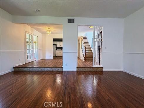 6891 Elm , Cypress, CA