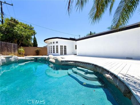 4811  Myra  , Cypress, CA
