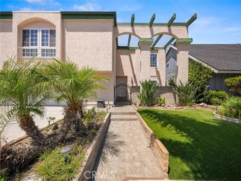 9717  Avenida Monterey  , Cypress, CA