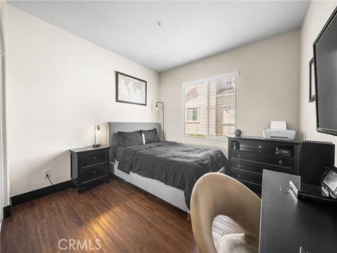 6198  Lincoln  18 , Cypress, CA