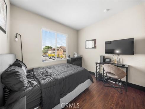 6198  Lincoln  18 , Cypress, CA
