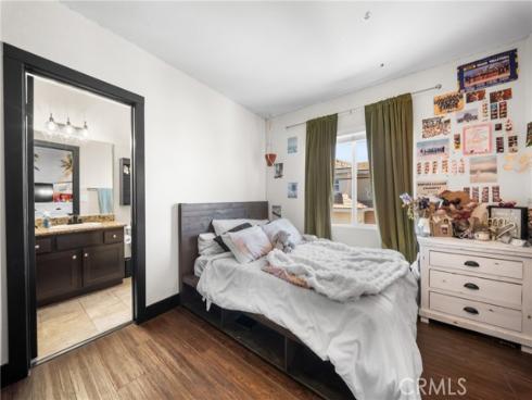 6198  Lincoln  18 , Cypress, CA