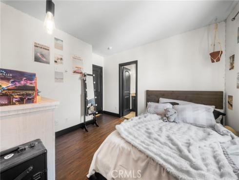 6198  Lincoln  18 , Cypress, CA