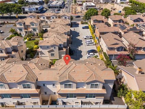 6198  Lincoln  18 , Cypress, CA