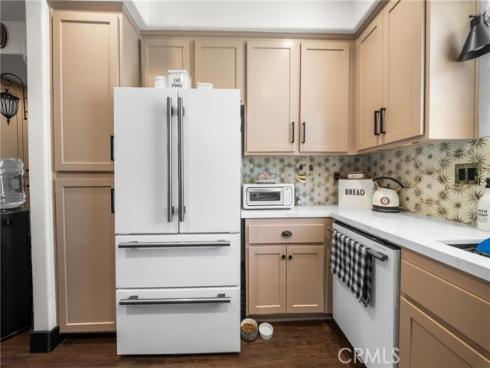 6198  Lincoln  18 , Cypress, CA