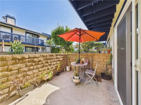 9253 Walker , Cypress, CA
