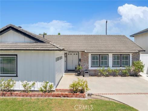 10462 Christopher St.