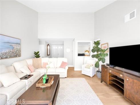 10462 Christopher St. , Cypress, CA