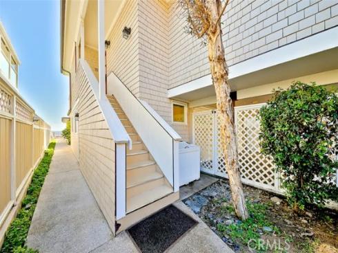 35087  Beach   Road, Dana Point, CA