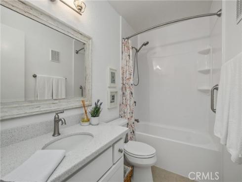 4  Corniche  F  Drive, Dana Point, CA