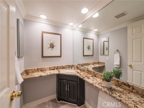 10488 Sioux River , Fountain Valley, CA