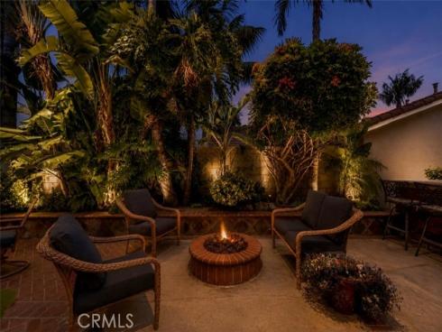 10488 Sioux River , Fountain Valley, CA